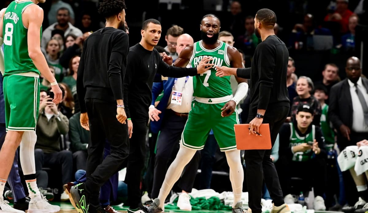 Jaylen Brown Ejected For The First Time In Eight-Year NBA Career ...