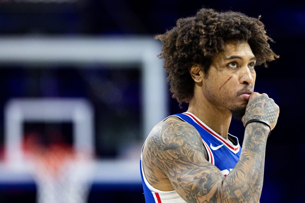 Kelly Oubre Reacts to 76ers Rookie’s Career Moment vs. Magic