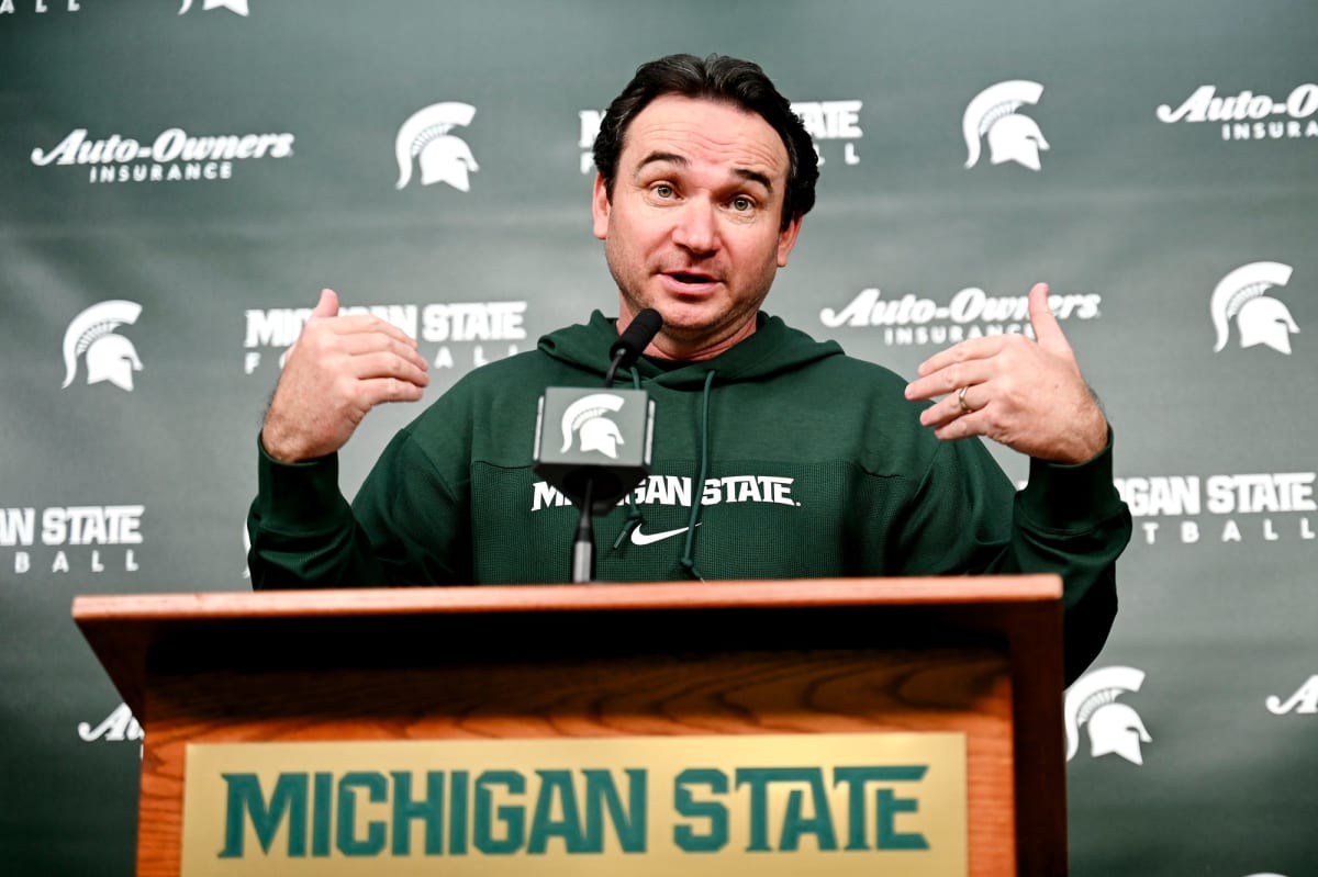 Michigan State's Quarterback Room Restocked with Talent Aidan Chiles