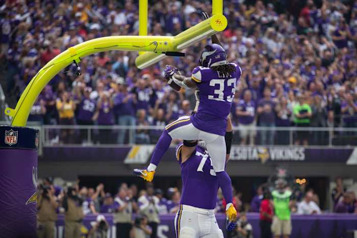 Winners And Losers From Vikings' Week One Win - Sports Illustrated ...