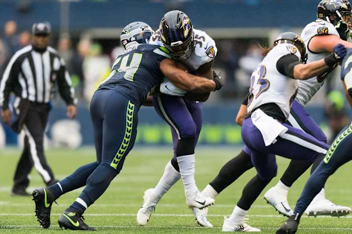 Seahawks QB Focuses on Maintaining Consistency in December