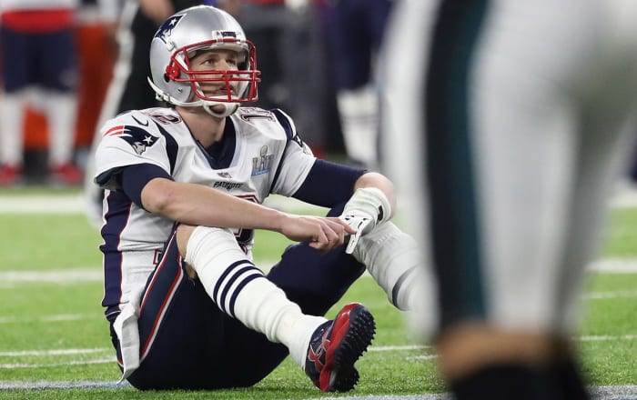 Super Bowl 2018: Tom Brady Remains Quiet, Somber After Loss - Sports ...