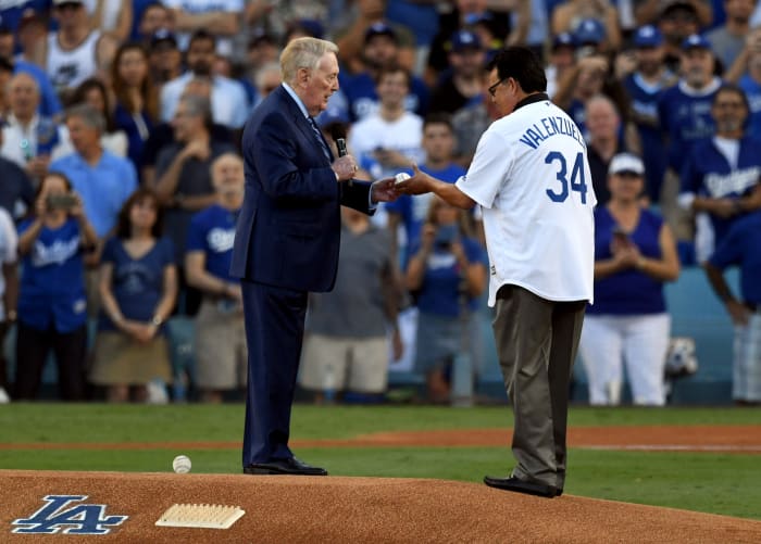 SI's best photos from the epic Astros-Dodgers World Series Game 2 ...