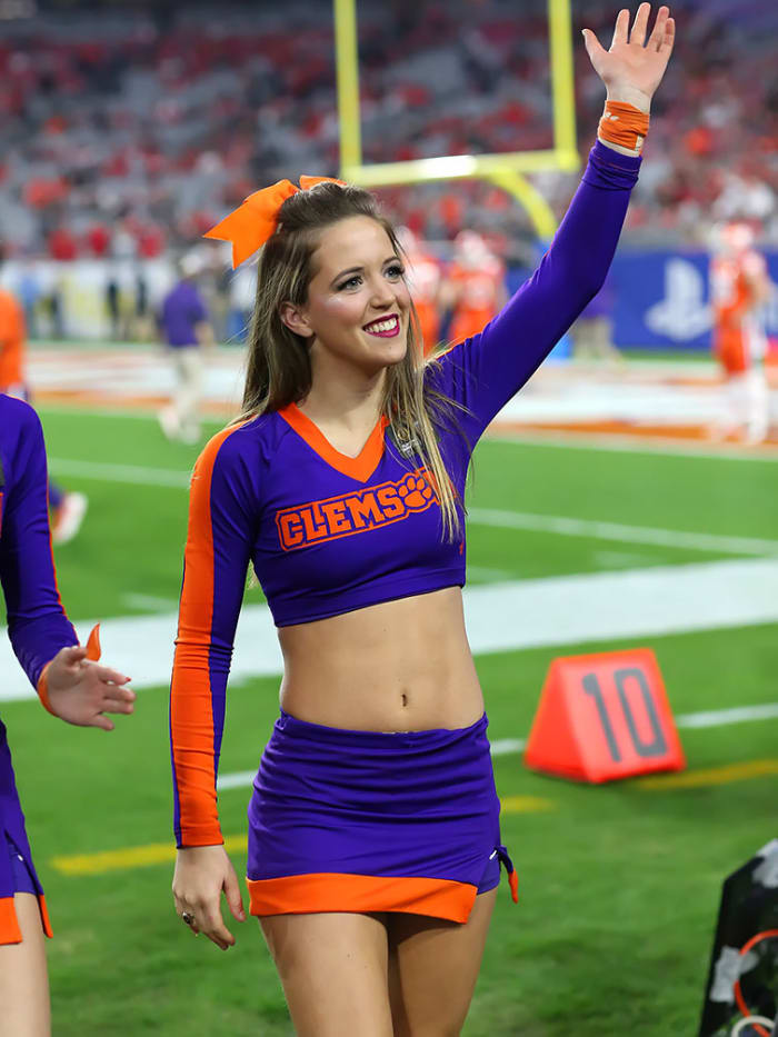 College Bowl Game Cheerleaders and Dancers - Sports Illustrated