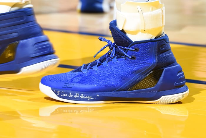 steph curry shoes white and blue