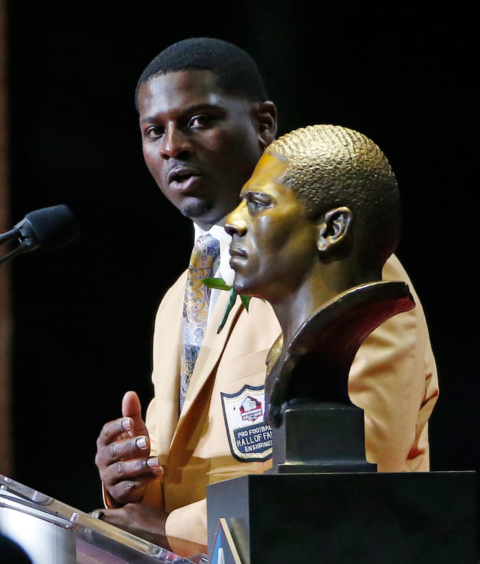 LaDainian Tomlinson On His Moving Hall Of Fame Speech - Sports Illustrated