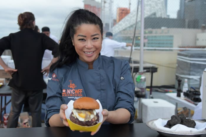 NYC Chefs From Shake Shack, Emily Describe Their Perfect Burger ...