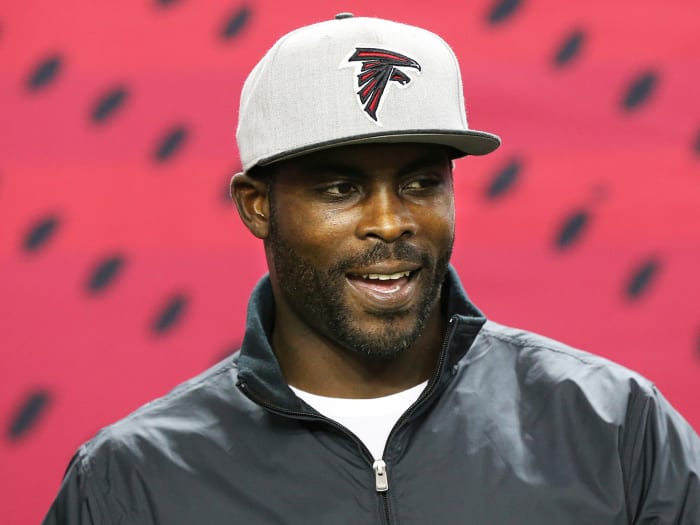 Michael Vick, Sarah Scotford and more Hot Clicks - Sports Illustrated