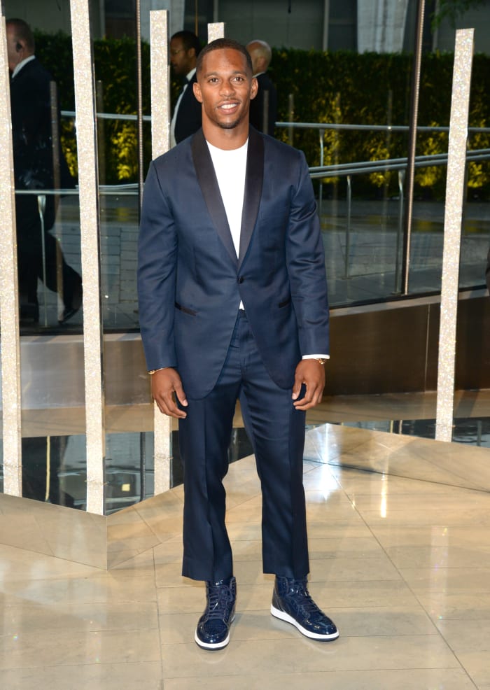 Victor Cruz fashion, style photos, outfits - Sports Illustrated