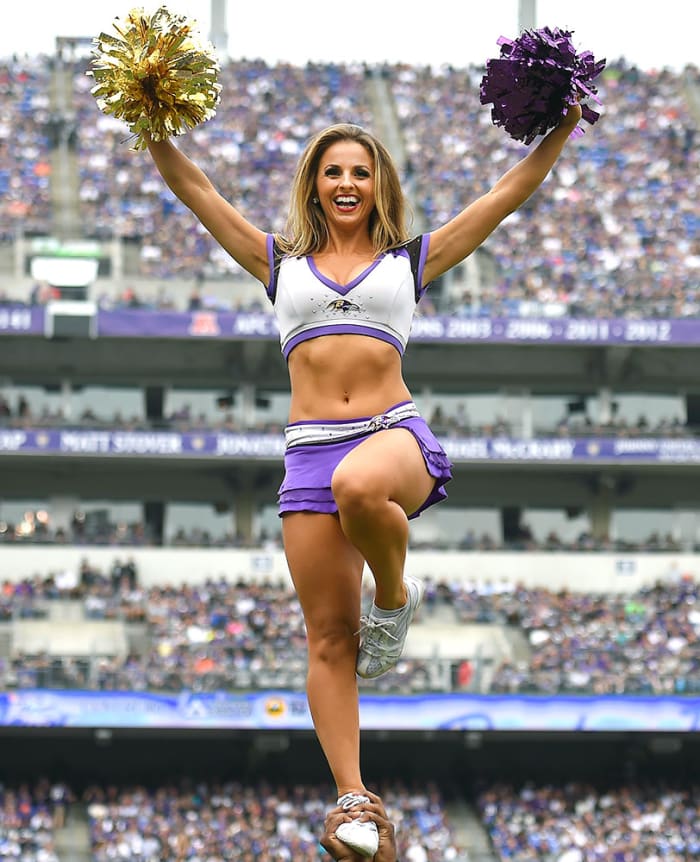 Baltimore-Ravens-cheerleaders-AP_468170521189.jpg. 