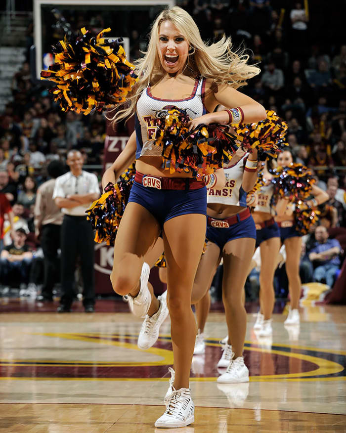 Cleveland Cavalier Girls - Sports Illustrated