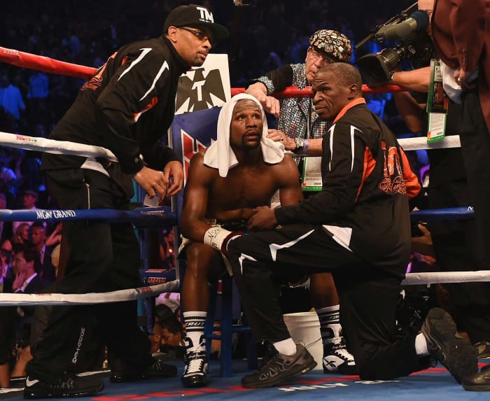 Mayweather Beats Pacquiao But Loses In Eye Of Public - Sports Illustrated