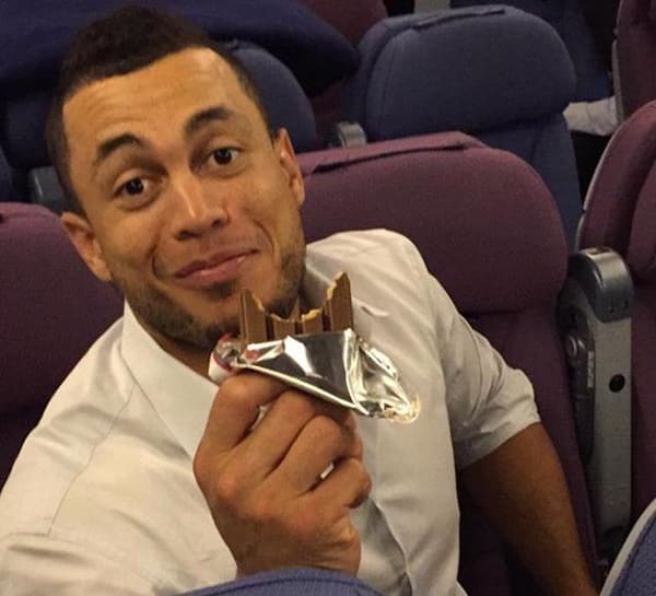 Giancarlo Stanton Eats Kit Kat Incorrectly, Enrages Fans.