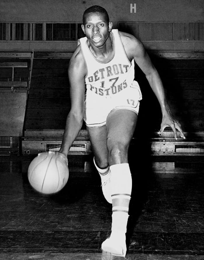 Earl Lloyd, the NBA's first black player remembered - Sports Illustrated