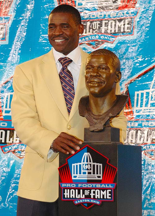 Best of the Hall of Fame Busts - Sports Illustrated