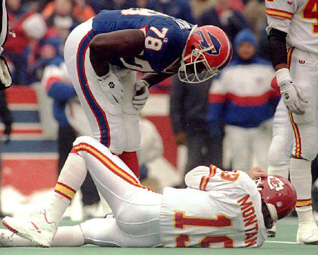 130618103439-bruce-smith-bills-1994-joe-montana-51607128-single-image-cut.jpg