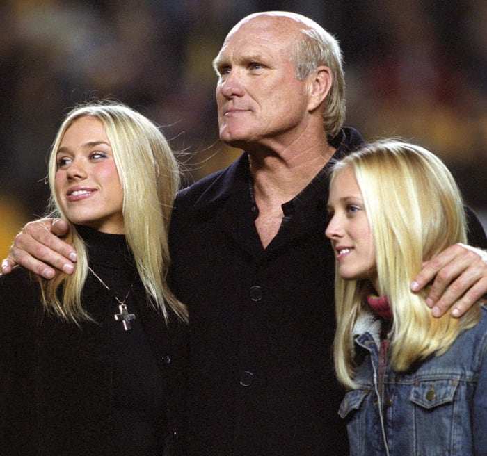 2002-Terry-Bradshaw-daughters.jpg. 