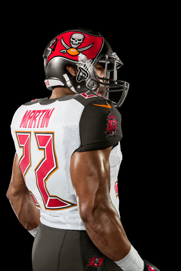 New Tampa Bay Buccaneers uniform features throwback orange, reflective chrome Sports Illustrated