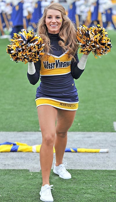 Cheerleader of the Week - Sports Illustrated