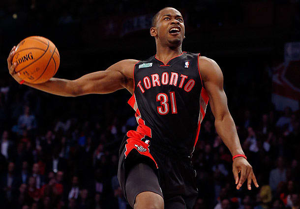 Terrence Ross Of The Toronto Raptors Wins The 2013 Nba Slam Dunk Contest Sports Illustrated