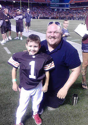 5-year-old cancer survivor scores touchdown at Browns camp - Sports ...