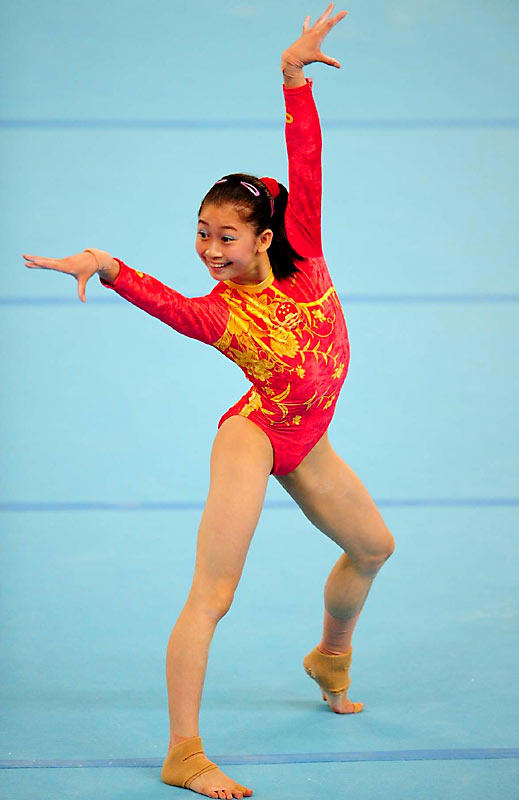 China S Controversial Gymnasts Sports Illustrated