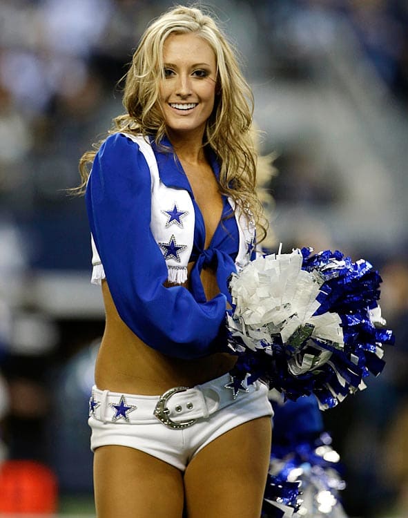 NFL Cheerleaders: Week 15 - Sports Illustrated