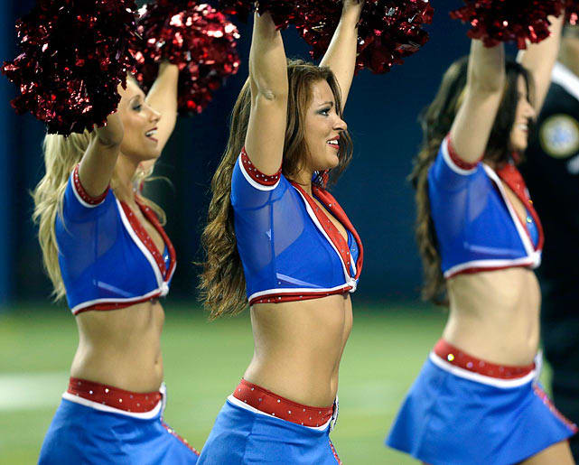 NFL Cheerleaders: Week 15 - Sports Illustrated