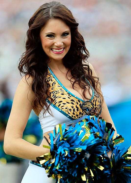 NFL Cheerleaders: Week 4 - Sports Illustrated