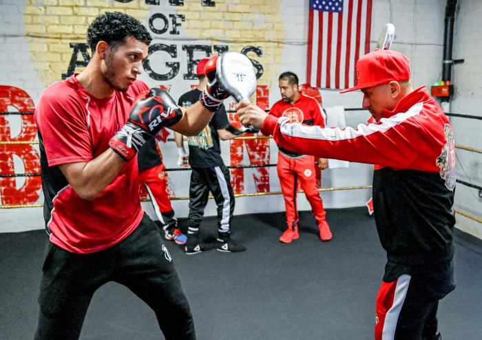 David Benavidez, Brother Jose Jr: How Father Raised Two Boxing ...