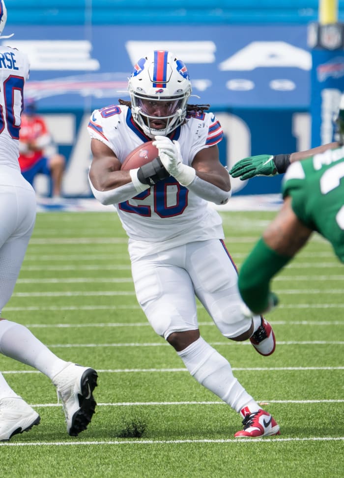 Buffalo Bills Running Back Zack Moss Nearing Return To The Field