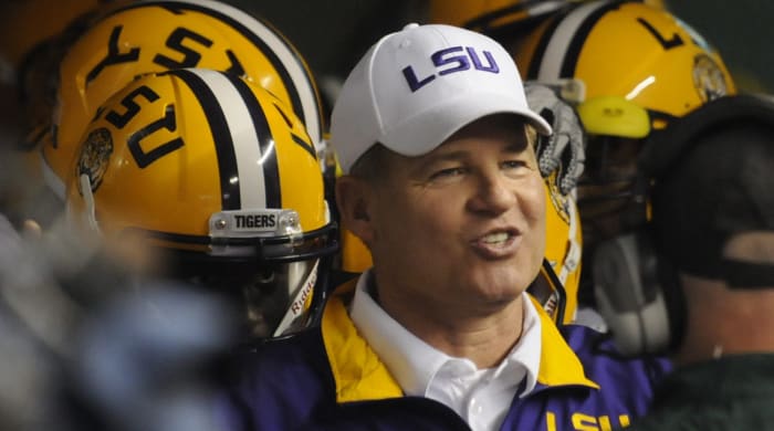 LSU AD wanted Les Miles fired after sexual misconduct ...