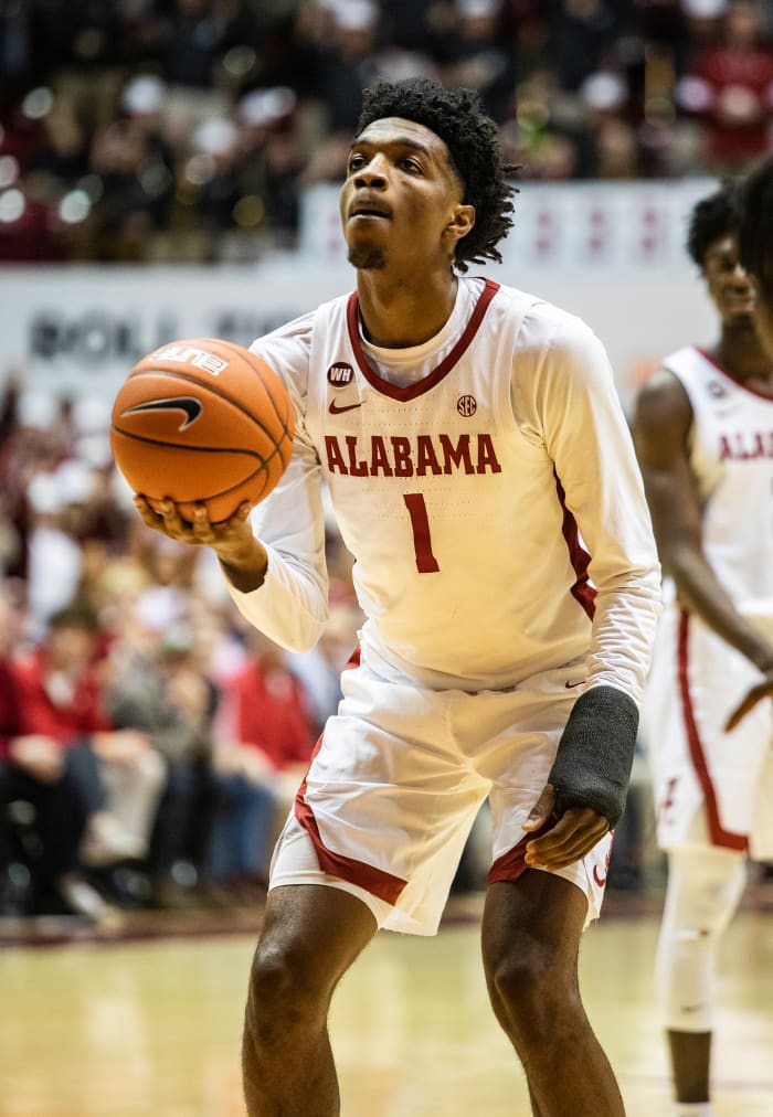 Alabama Still Getting 'Goosebumps' From Epic Herbert Jones Free Throws ...