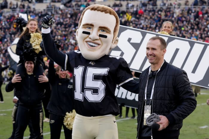 Purdue Athletics To Honor Its 2000 Football Team Saturday During Game ...