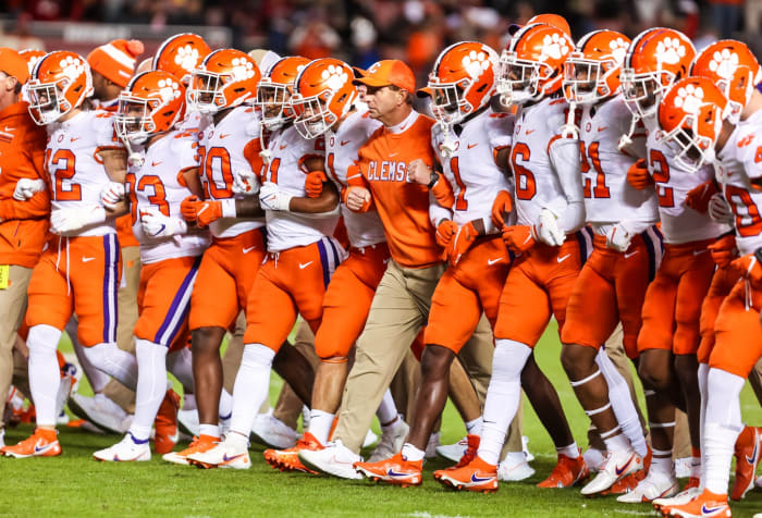 acc-releases-clemson-s-2022-football-schedule-sports-illustrated