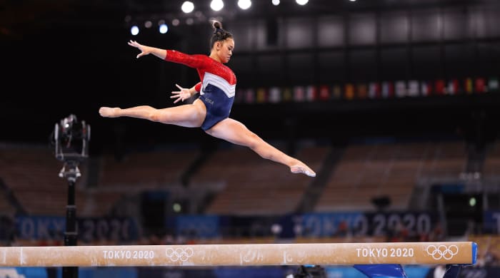 2021 Sports Illustrated Athlete of the Year: US Olympic gymnast Suni ...