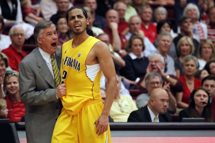 Entrenador Mike Montgomery y Jorge Gutiérrez