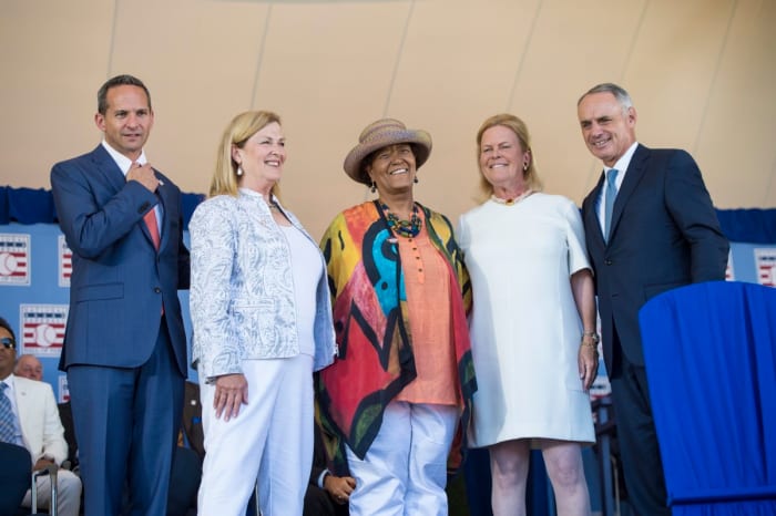 Hall of Fame President Jeff Idelson, Kathleen Lowenthal, Claire Smith, National Baseball Hall of Fame Chairman of the Board Jane Forbes Clark, and MLB commissioner Rob Manfred pose for photo at Clark Sports Center on July 30, 2017.