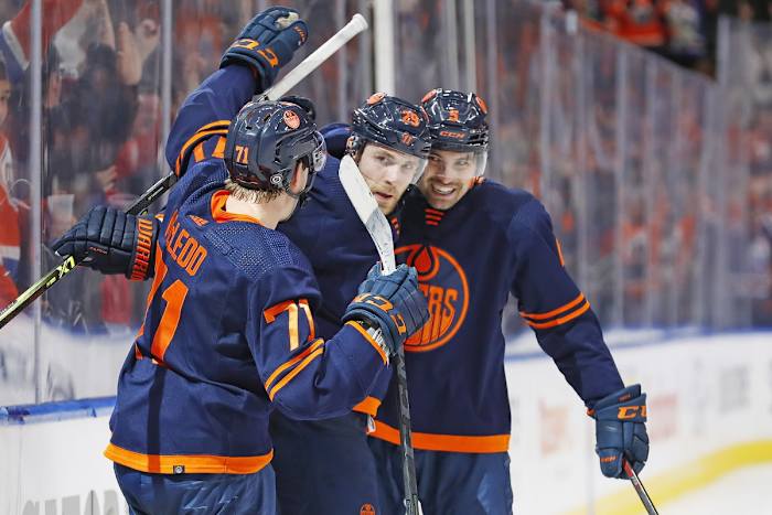 oilers game start time