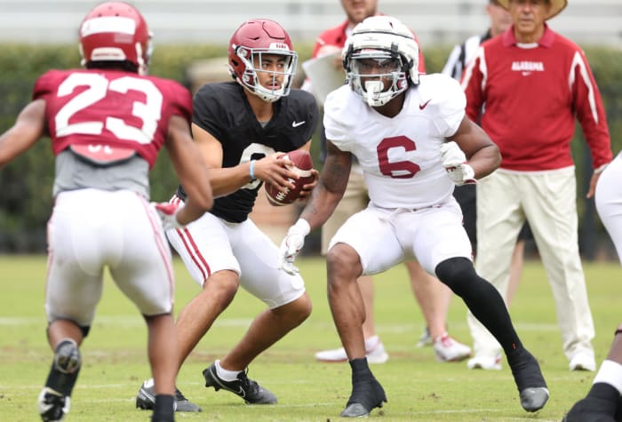 Scenes From Alabama Football's First Scrimmage Of 2022 - Sports ...