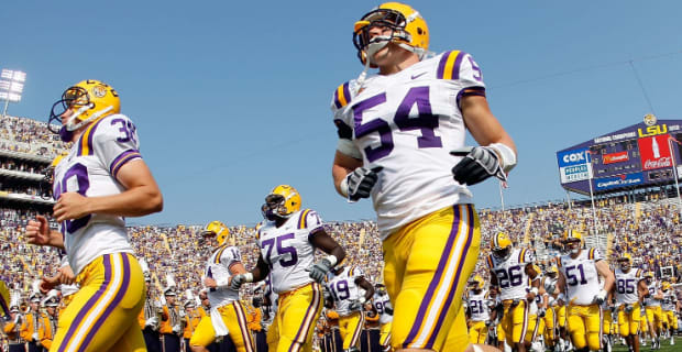 SEC college football pregame scene between top 25 ranked teams at LSU.