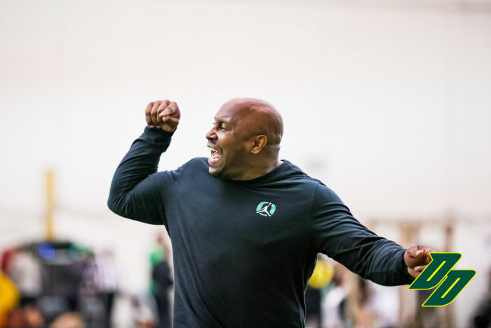 Oregon Ducks Football Running Back Sean Dollars Emerging in Spring ...