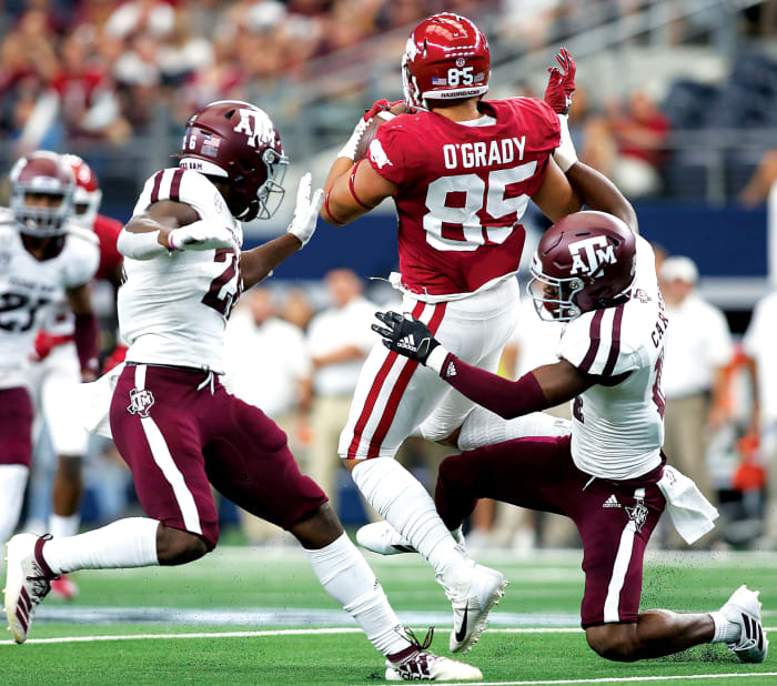 Former Hog Tight End Finally Finds Road to Redemption - Sports ...