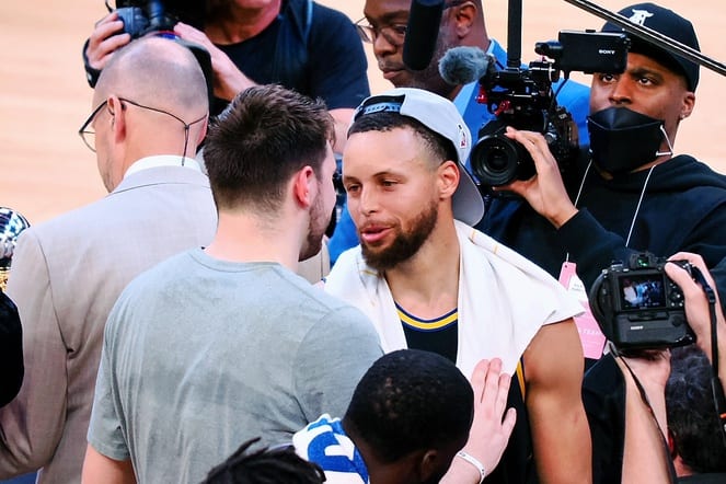 Steph Curry Reacts To Golden State Warriors Reaching NBA Finals ...