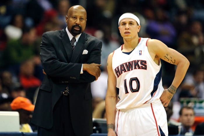 Mike Bibby Discusses Time With Atlanta Hawks - Sports Illustrated ...