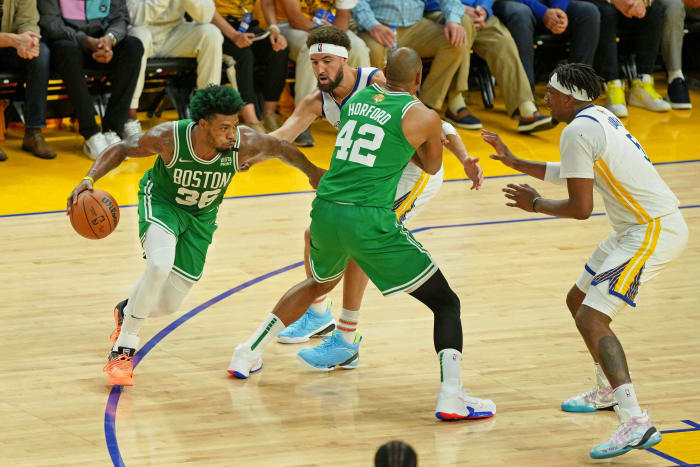 Celtics' Resiliency On Display In Fourth Quarter Of Game 1 Of NBA ...