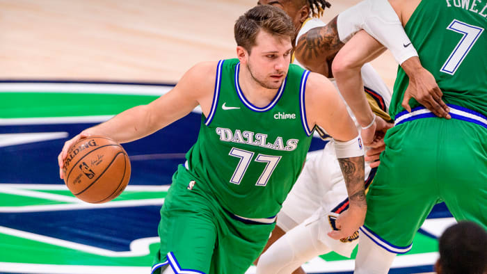 luka-doncic-mavericks-green