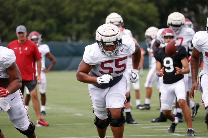 Emil Ekiyor Jr., Alabama practice, Aug. 17, 2021