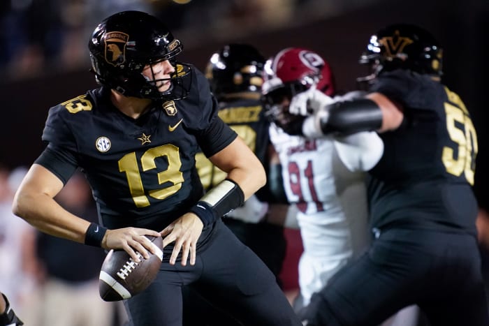 Vanderbilt quarterback AJ Swann (13) throws against South Carolina during the first quarter at FirstBank Stadium in Nashville, Tenn., Saturday, Nov. 5, 2022. Vandyscfb 110522 An 013