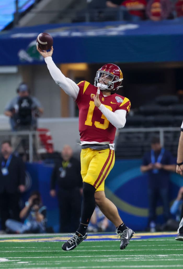 Look: Photos From USC's Cotton Bowl Collapse Vs. Tulane - Sports ...